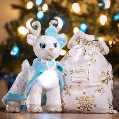 Limited Edition 10th Anniversary Glisten Reindeer Plush 10th Anniversary Glisten Reindeer Plush Collector's Bundle