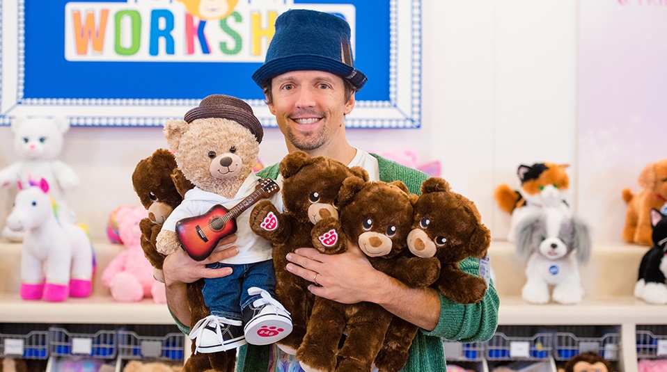 Jason Maraz - 2019 Build-A-Bear Workshop Hug AmBEARsador