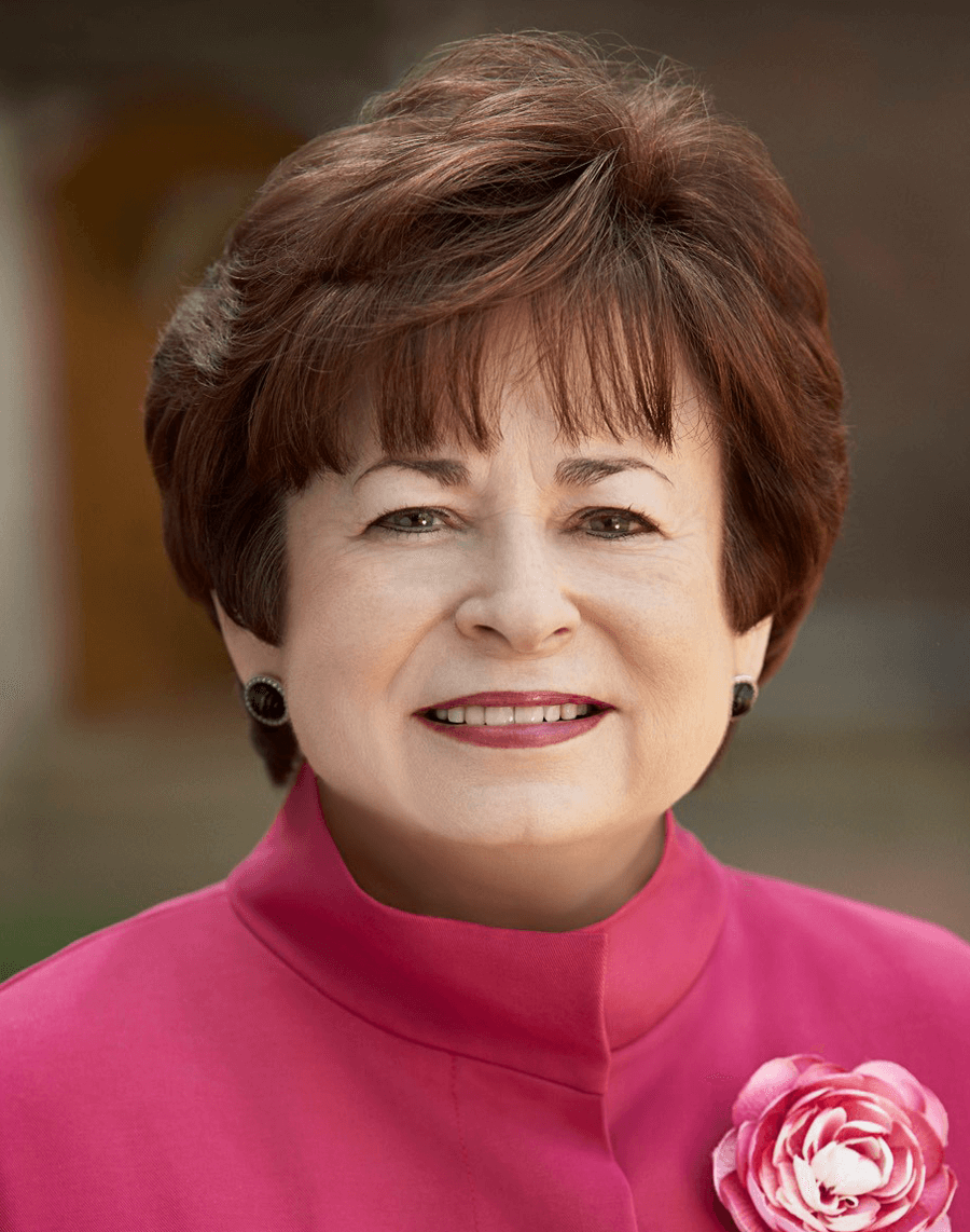 Maxine Clark – Emeritus Director